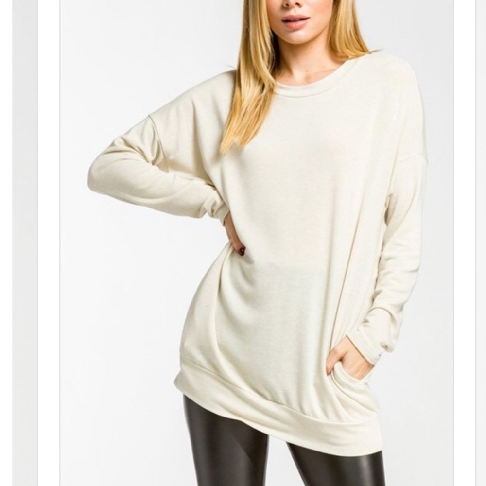 Off White Pocket long sleeve Tunic Pullover top
